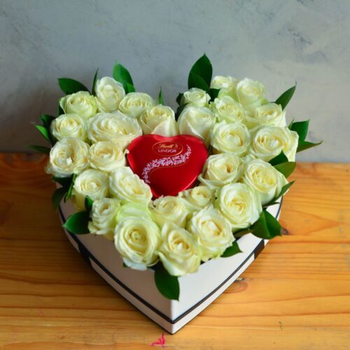 Rose Heart Gift Box + Lindt Chocolate