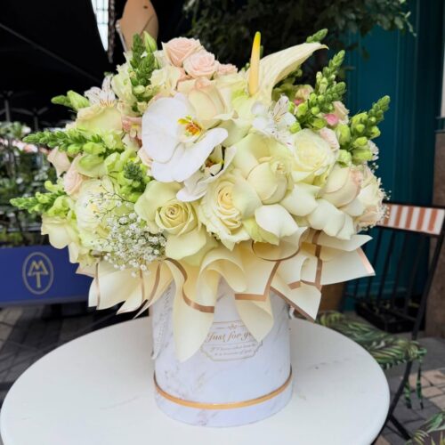 White and Cream Roses in a box